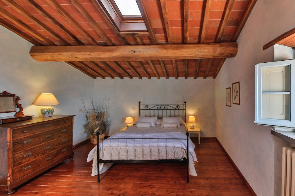 Odina Agriturismo Loro Ciuffenna Room photo