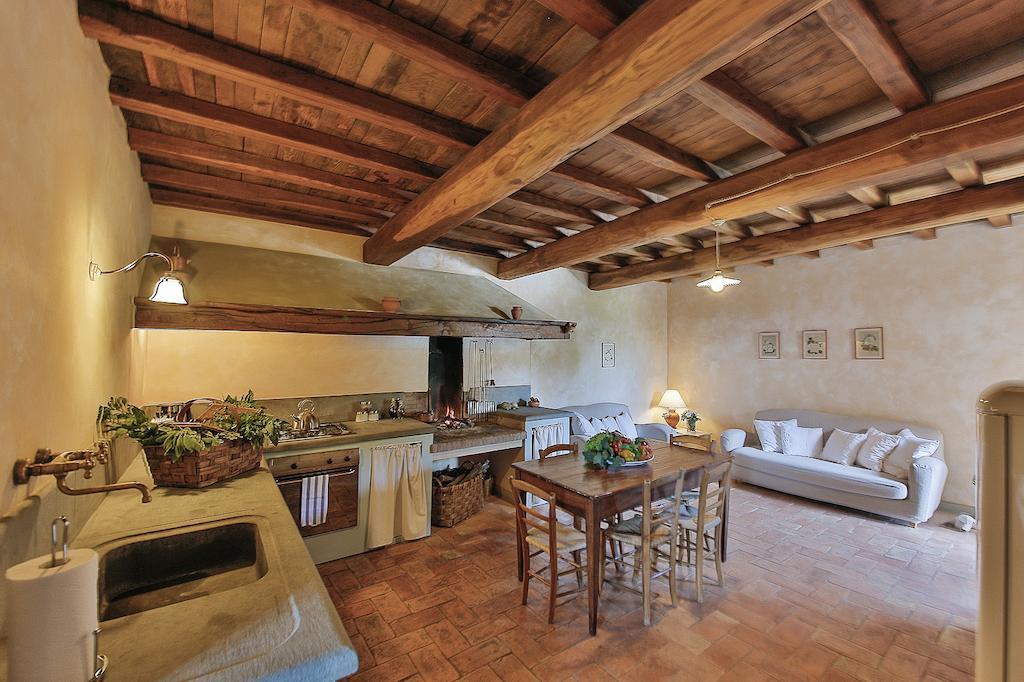 Odina Agriturismo Loro Ciuffenna Room photo